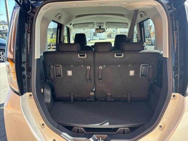 ROOMY