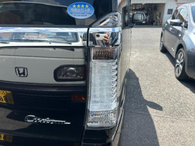 N BOX CUSTOM
