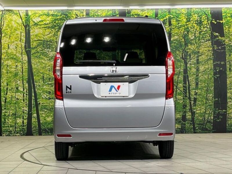 N BOX