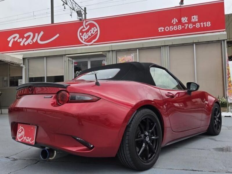 ROADSTER