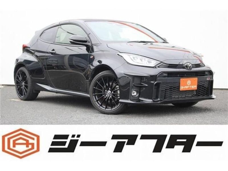 GR YARIS-0