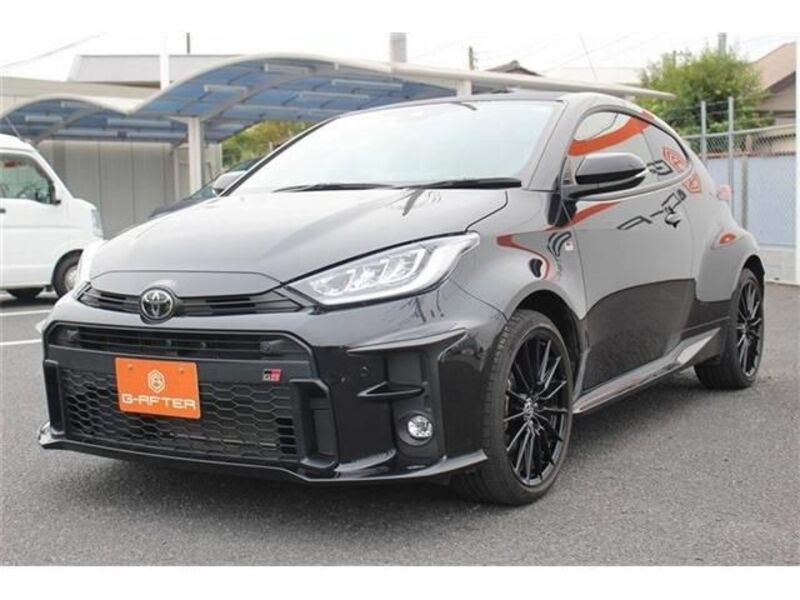 GR YARIS
