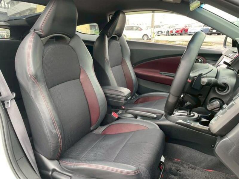 CR-Z