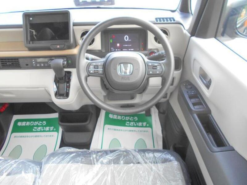 N BOX