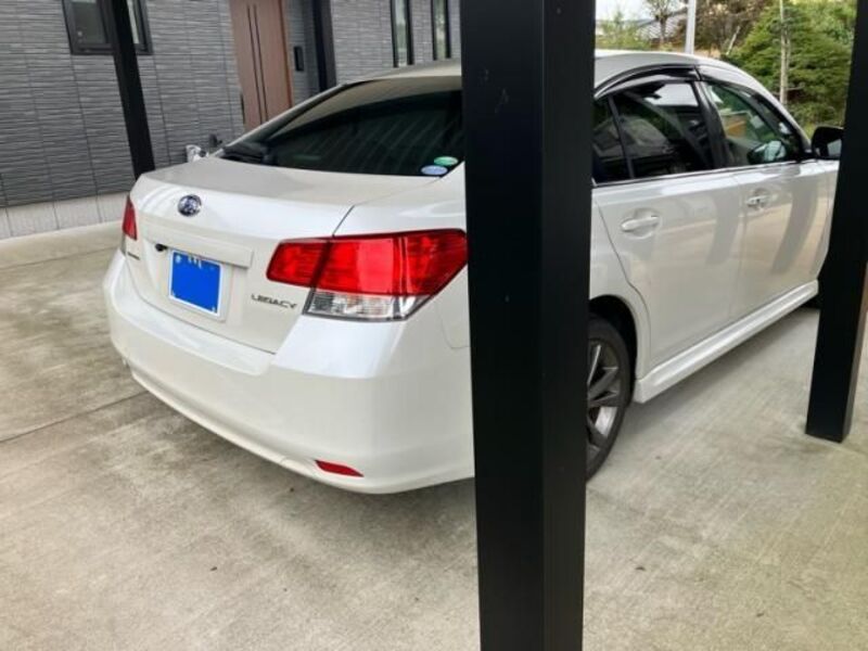 LEGACY B4