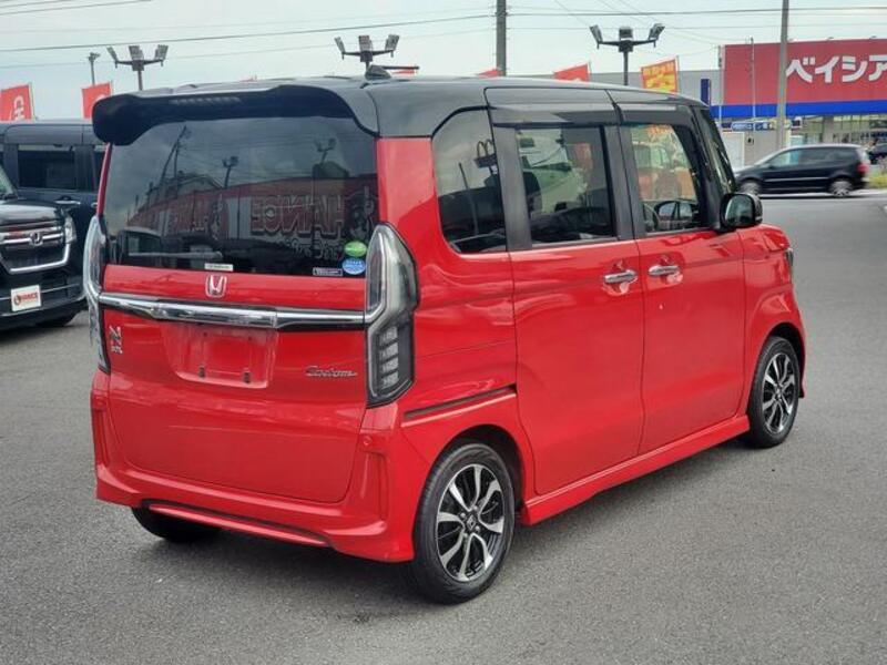 N BOX CUSTOM
