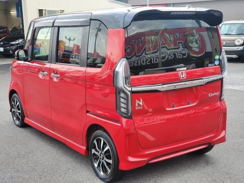 N BOX CUSTOM