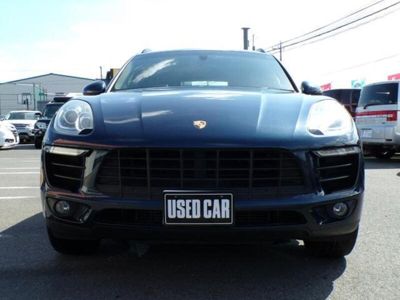 MACAN