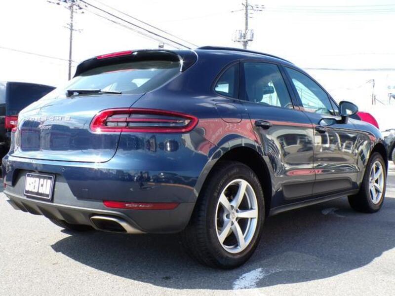 MACAN