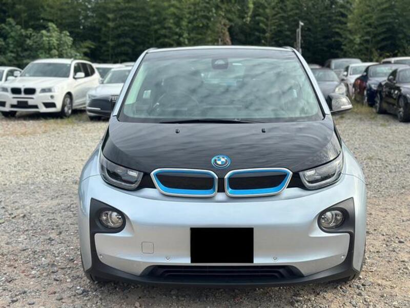 i3