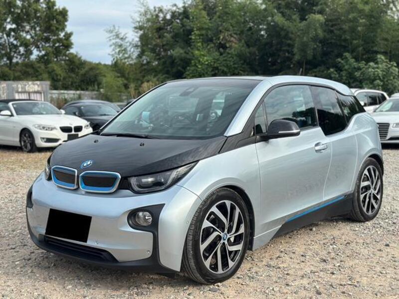 i3