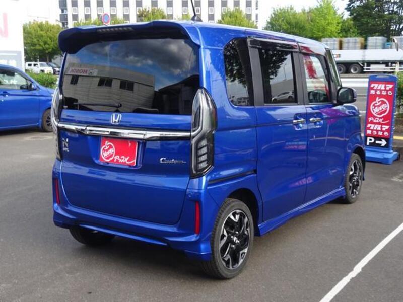 N BOX CUSTOM