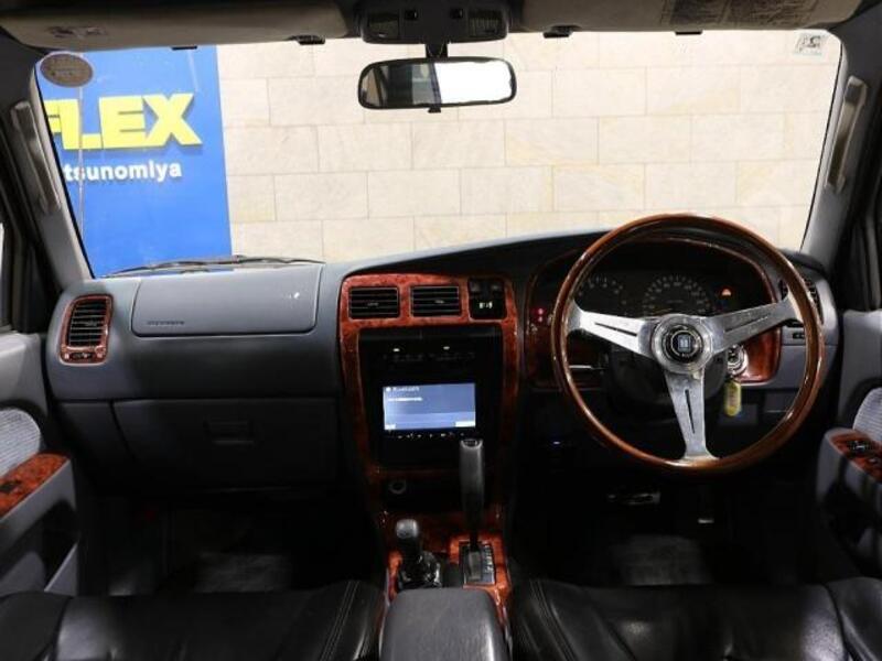 HILUX SURF