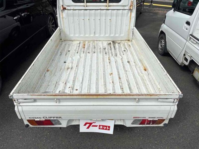 CLIPPER TRUCK