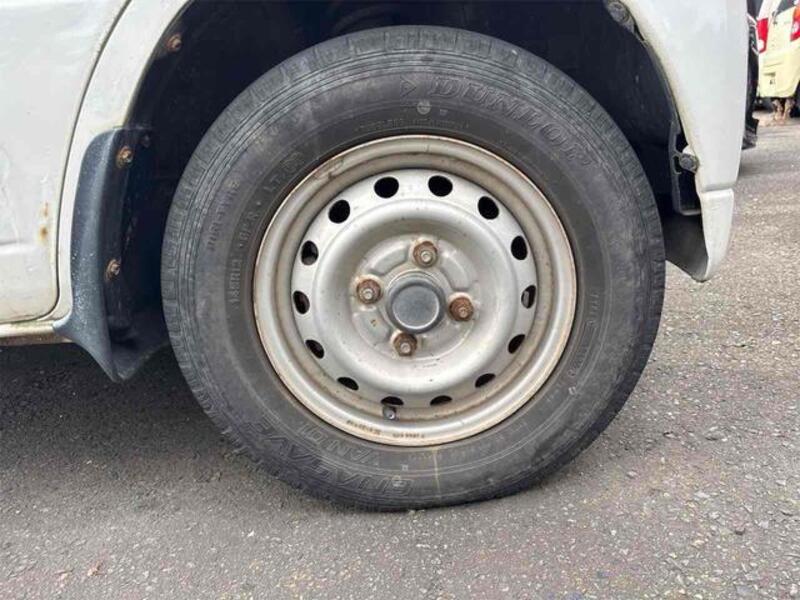 CLIPPER TRUCK