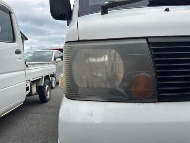 CLIPPER TRUCK