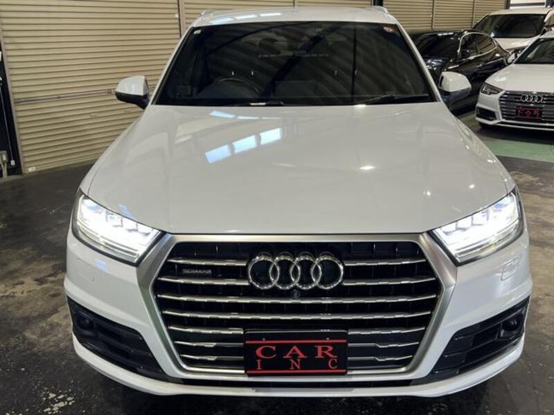 Q7