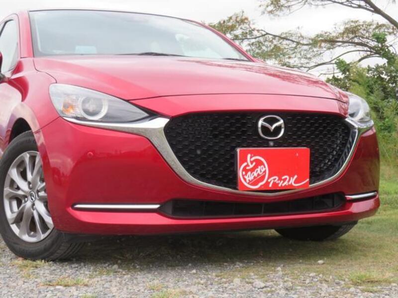 MAZDA2