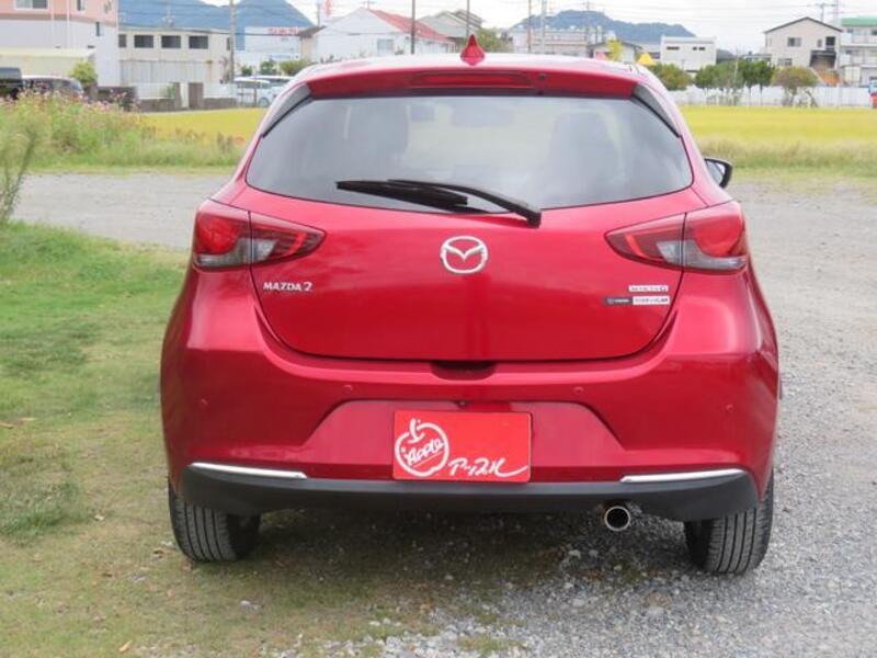 MAZDA2
