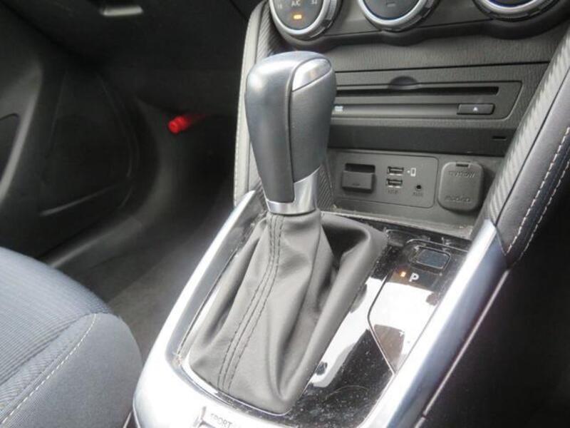 MAZDA2