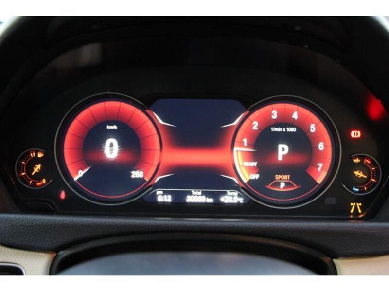 4 SERIES