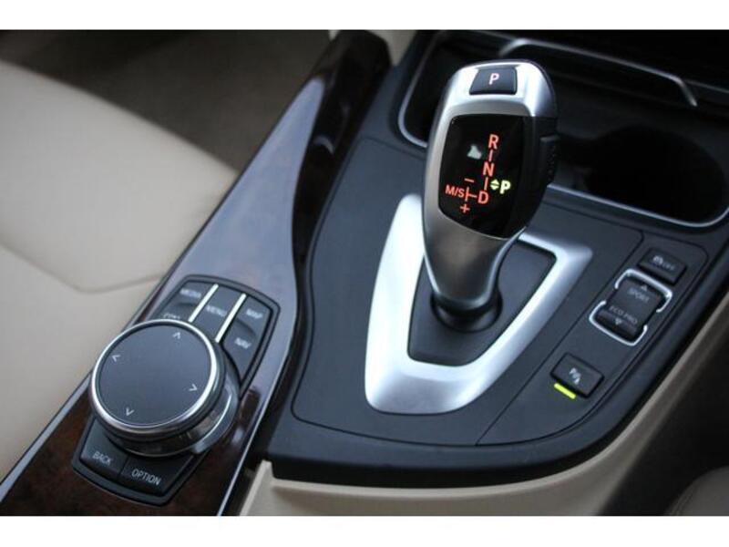 4 SERIES