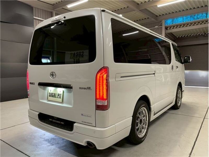HIACE