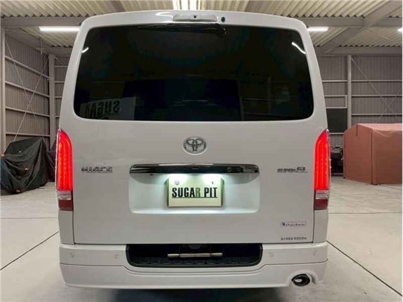 HIACE