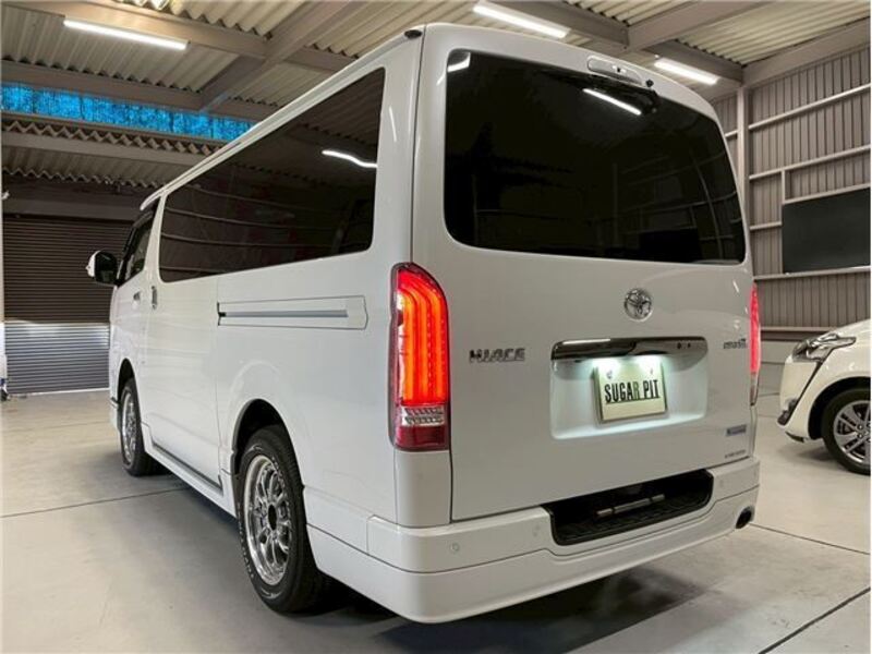 HIACE