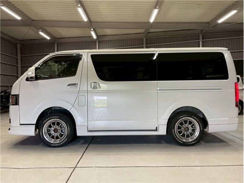 HIACE