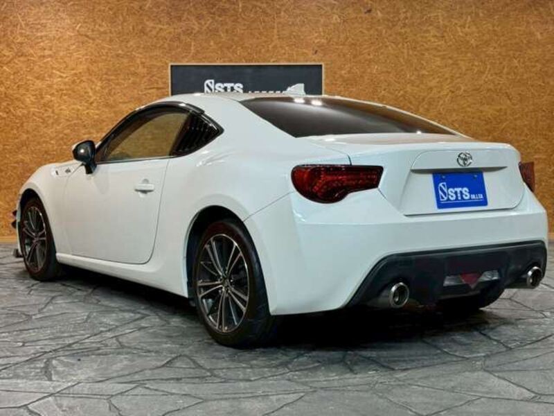 86