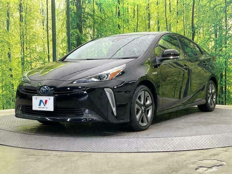 Used 2019 TOYOTA PRIUS ZVW51 | SBI Motor Japan