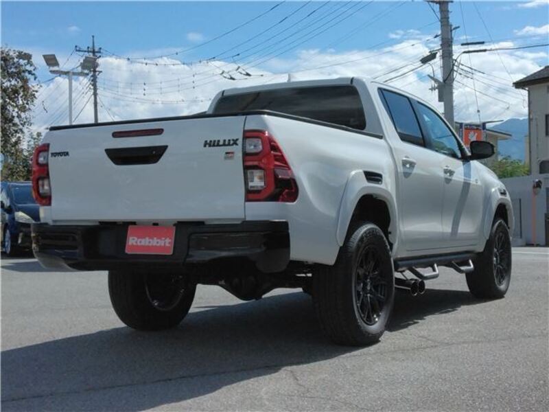 HILUX