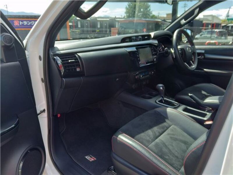 HILUX