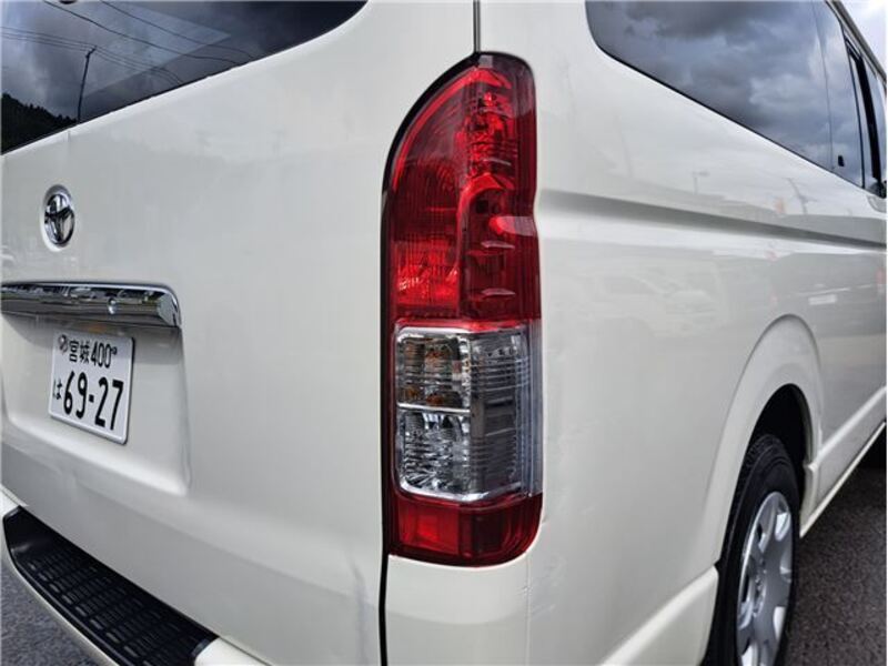 HIACE VAN