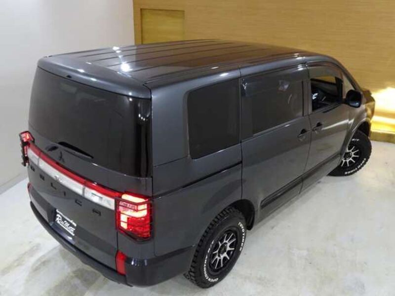 DELICA D5