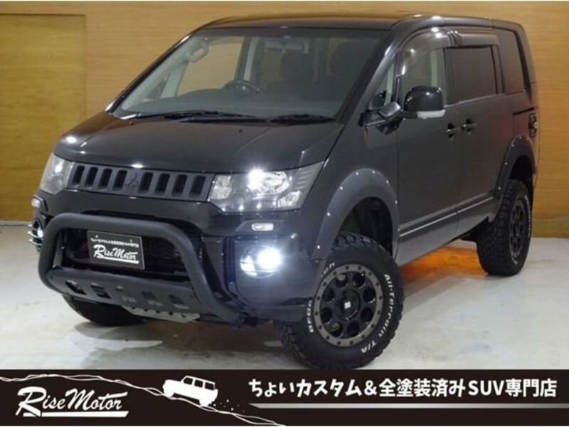 MITSUBISHI DELICA D5