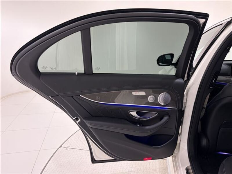E-CLASS