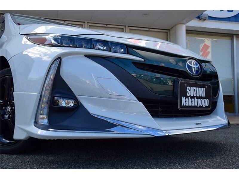 PRIUS PHV