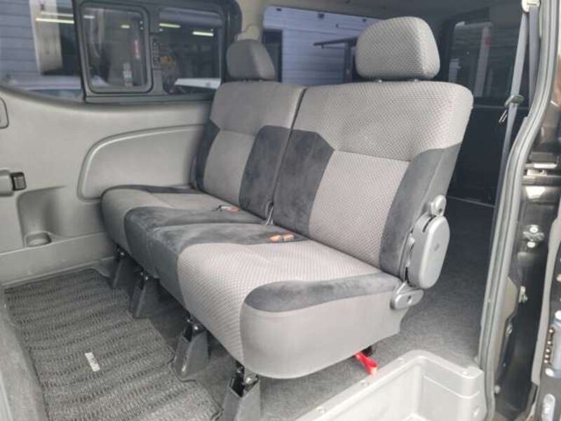 NV350 CARAVAN