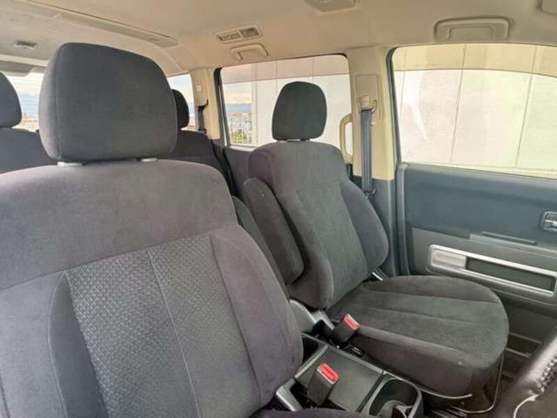 DELICA D5