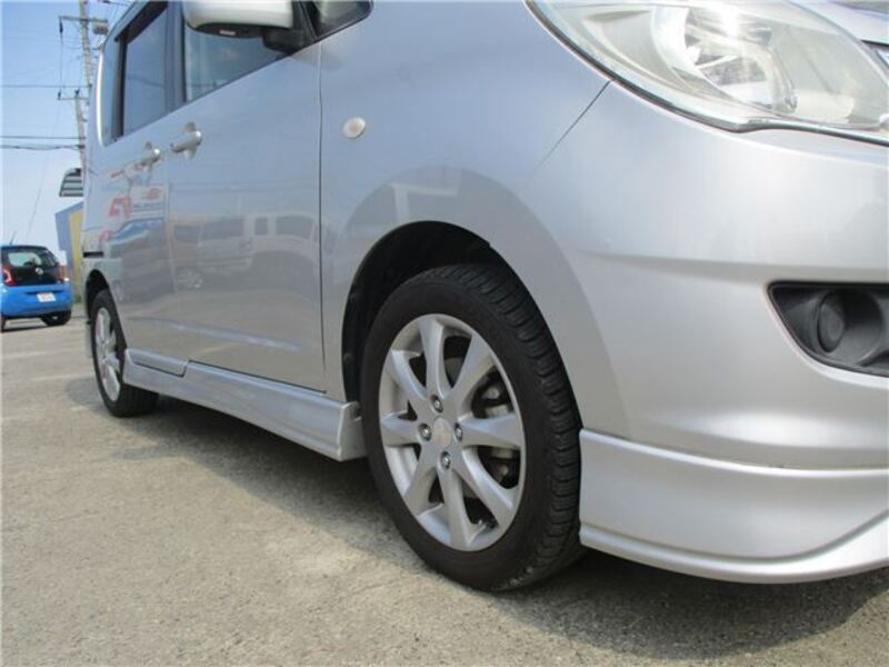 DELICA D2
