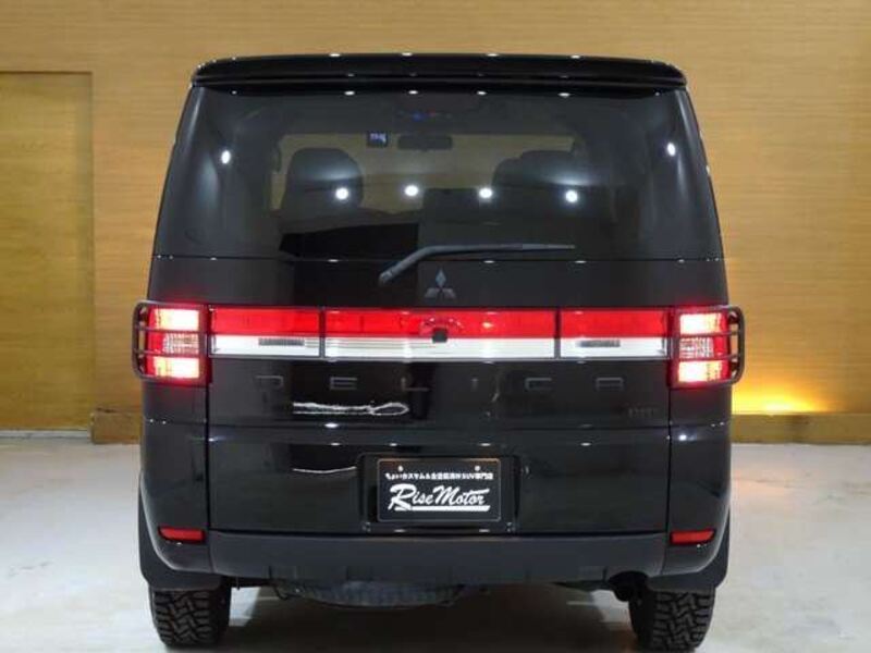 DELICA D5