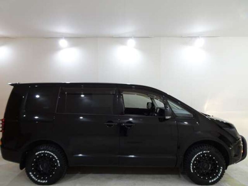 DELICA D5