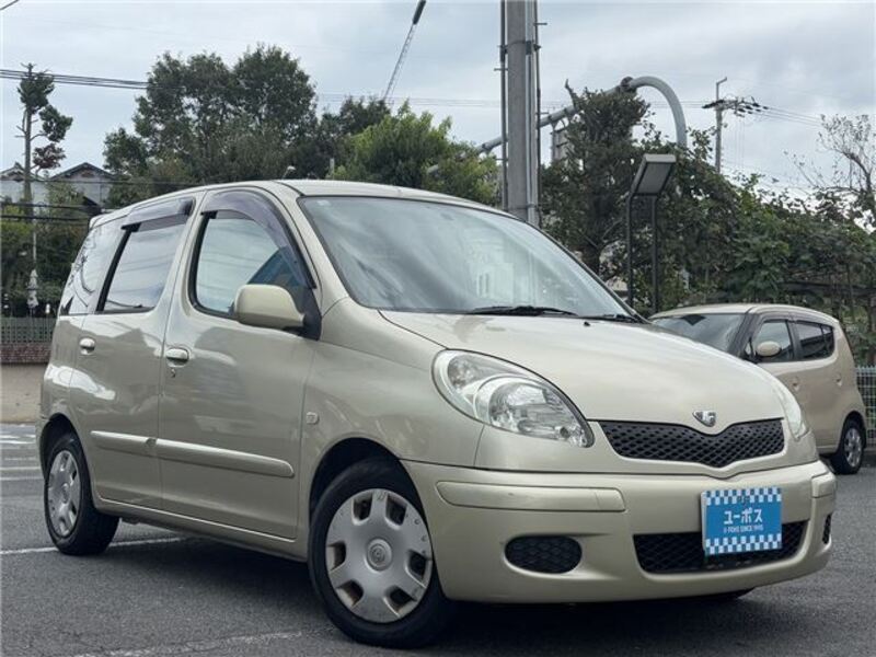 TOYOTA FUN CARGO