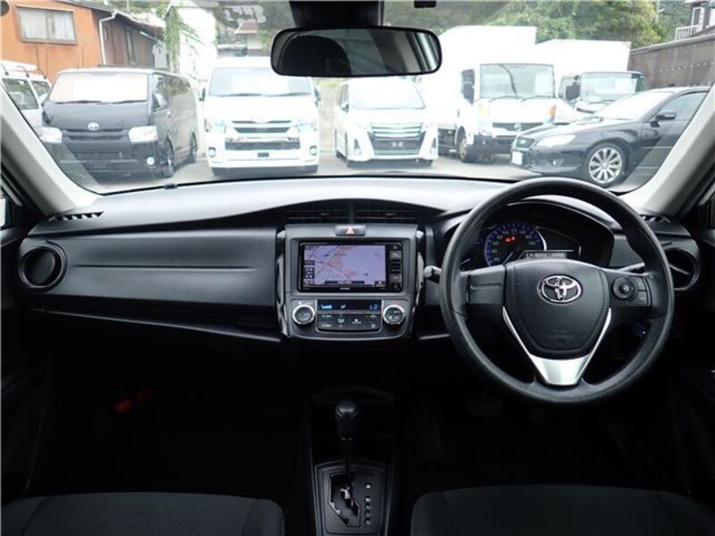 COROLLA AXIO