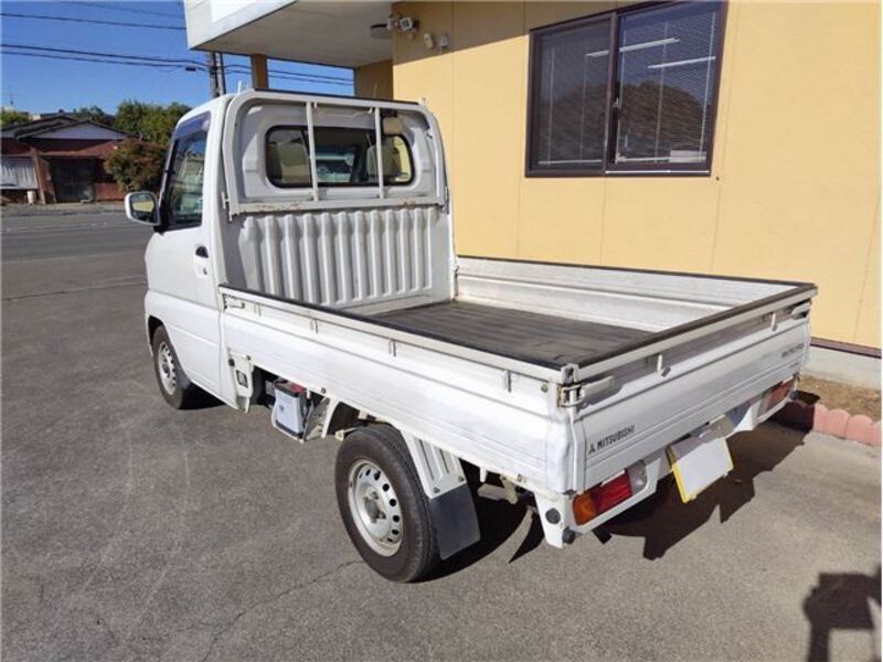 MINICAB TRUCK