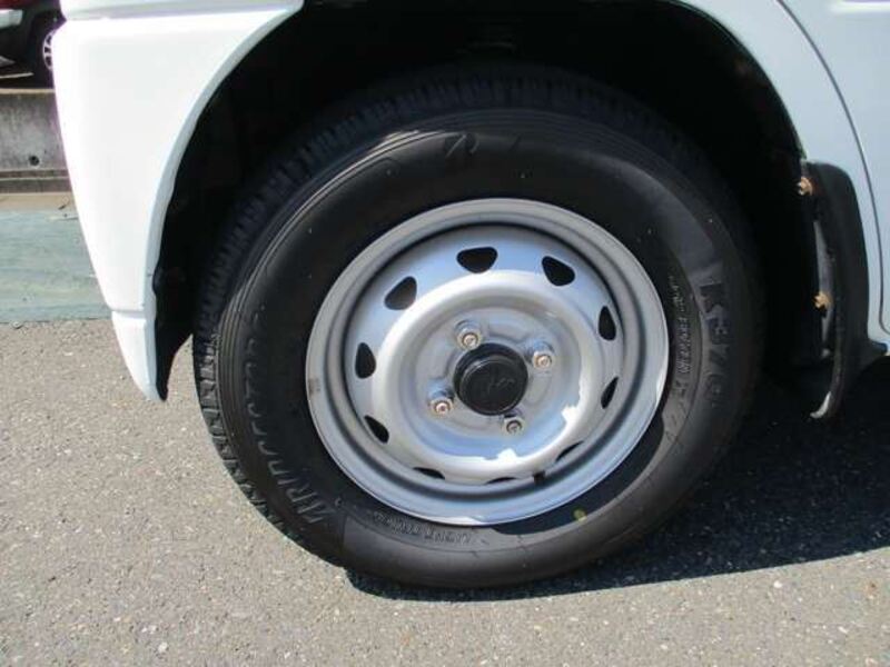 MINICAB TRUCK