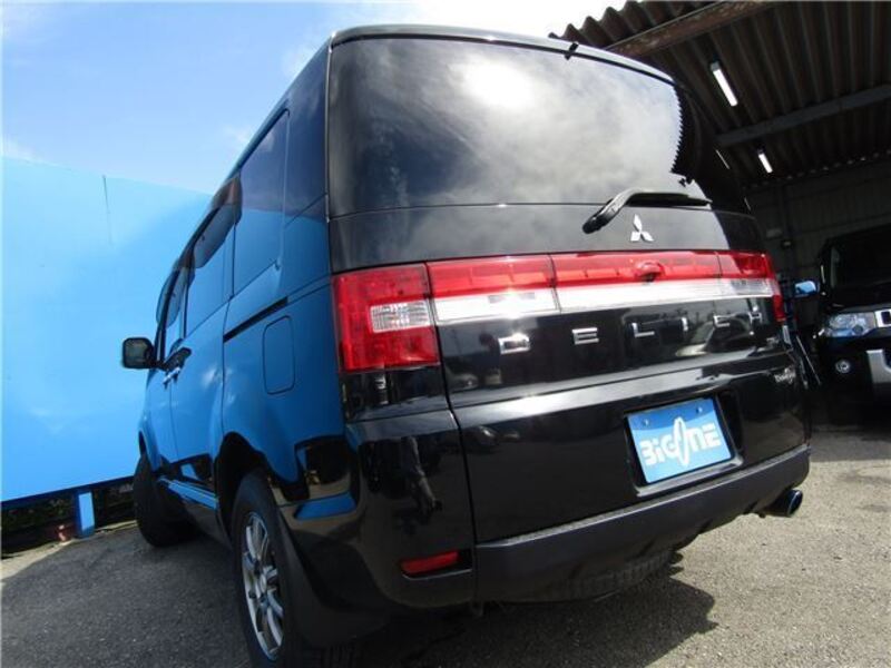 DELICA D5