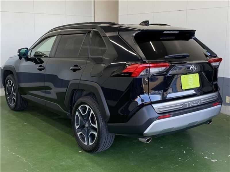 RAV4
